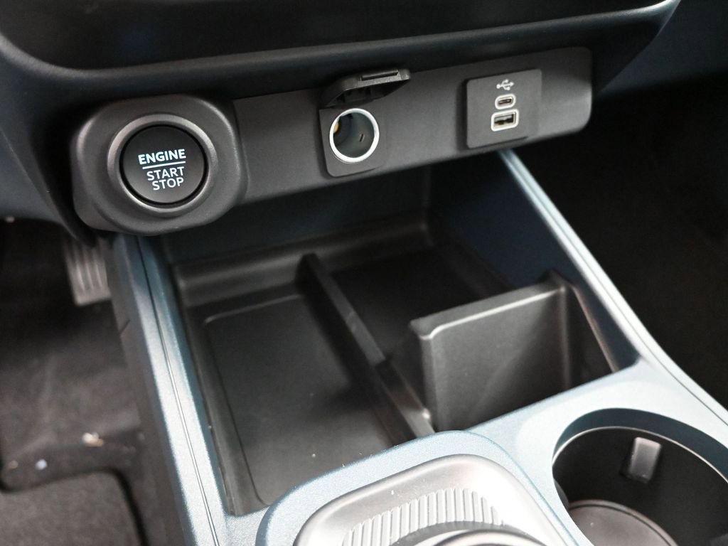 New 2026 Ford Maverick Lobo image 17