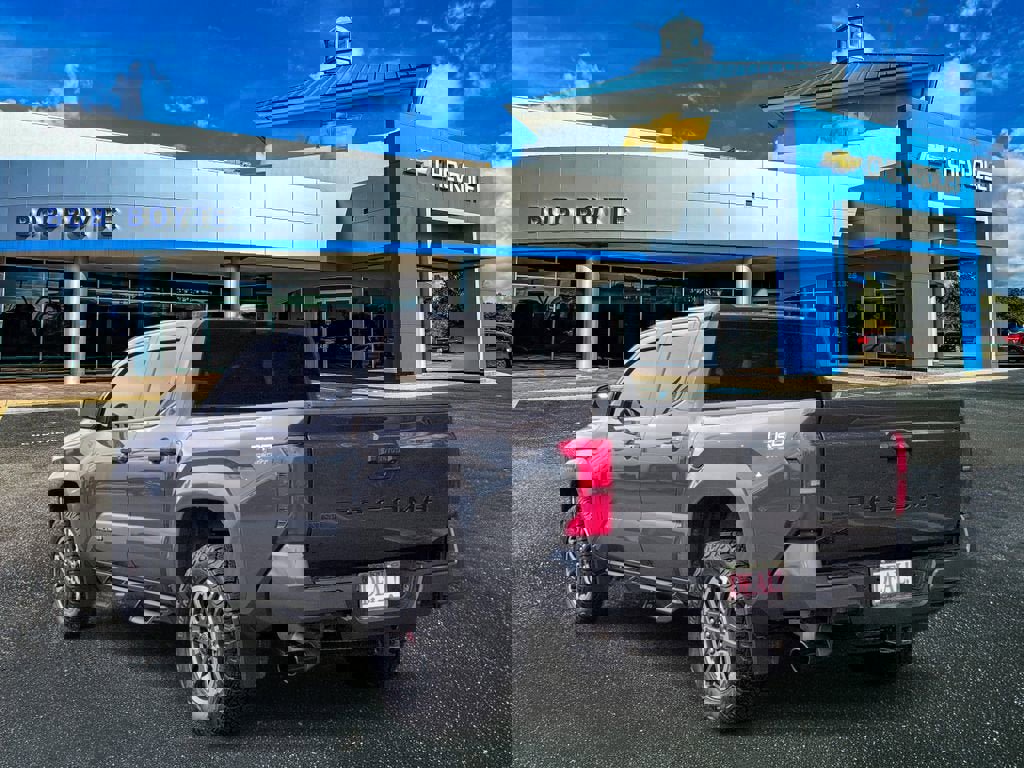 Used 2024 Toyota Tacoma TRD Sport image 7