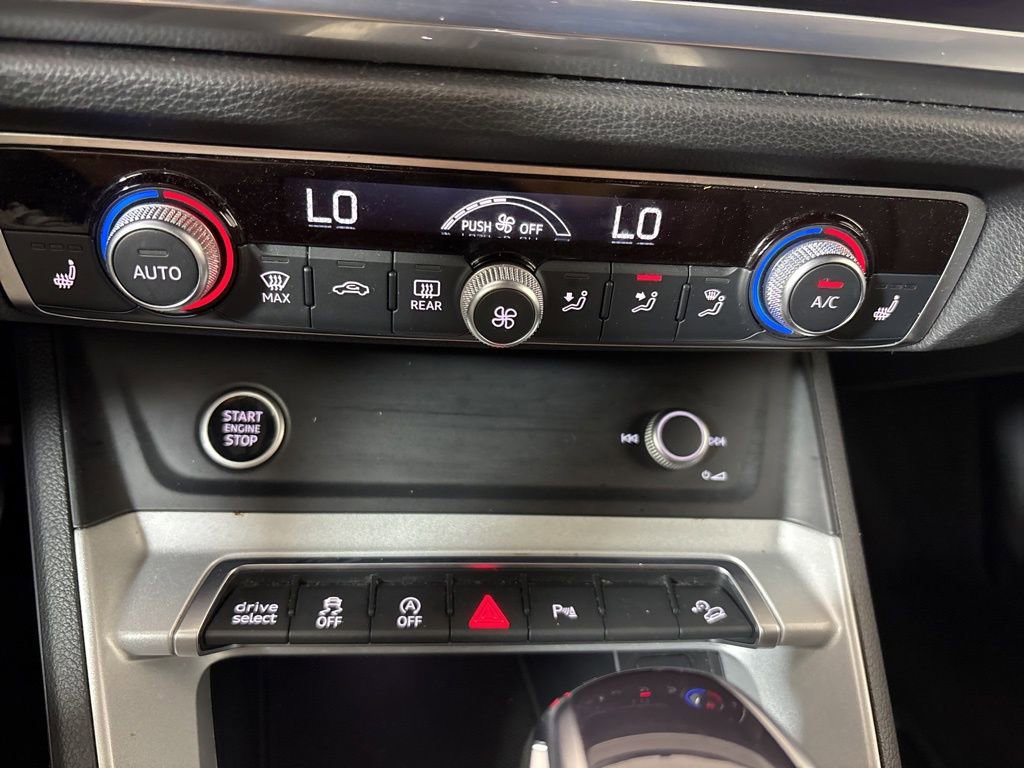 Used 2023 Audi Q3 2.0T Premium AWD/4WD image 30