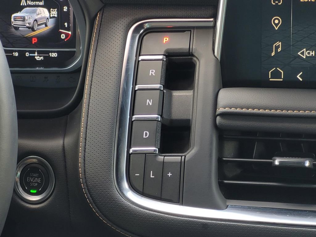 Used 2023 GMC Yukon AT4 w/ AT4 Premium Plus Package AWD/4WD image 22
