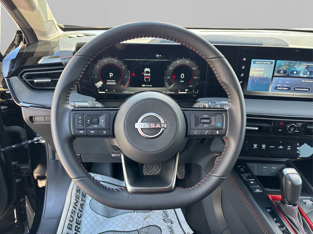 Used 2025 Nissan Kicks SR image 22