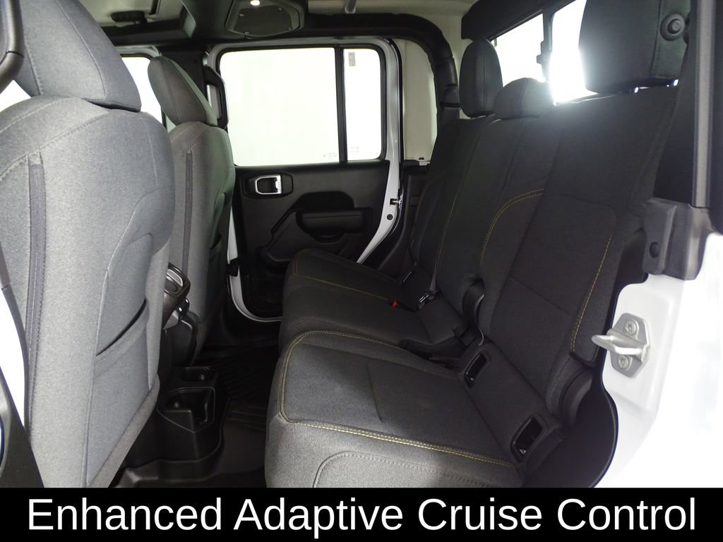 Used 2025 Jeep Gladiator Sport image 8