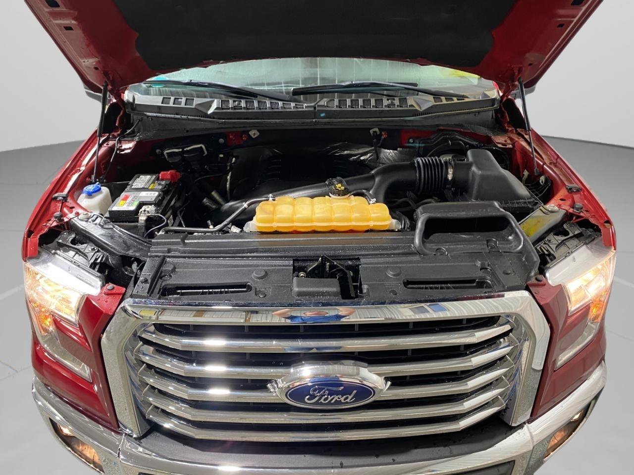 Used 2016 Ford F150 XLT w/ Equipment Group 302A Luxury AWD/4WD image 27