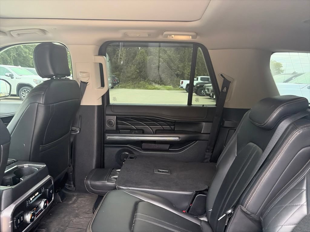 Used 2018 Ford Expedition Max Platinum AWD/4WD image 9