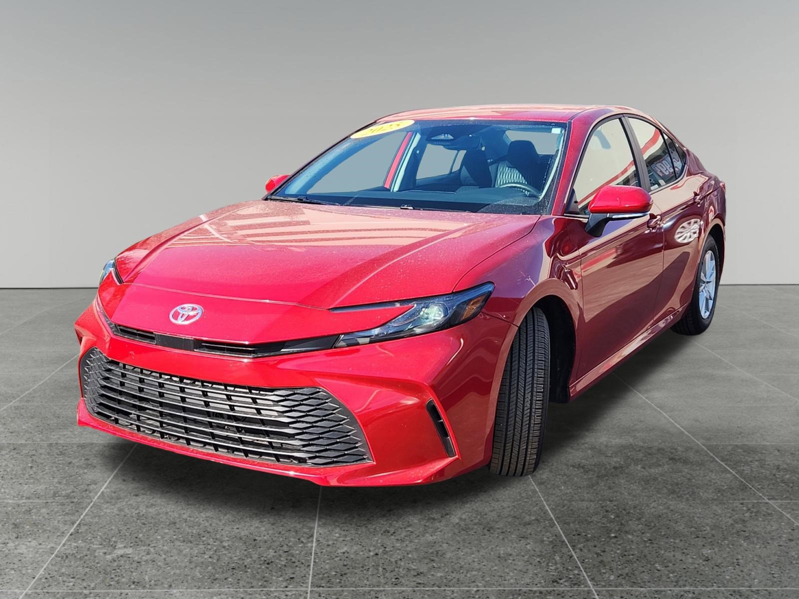 Certified 2025 Toyota Camry LE image 3