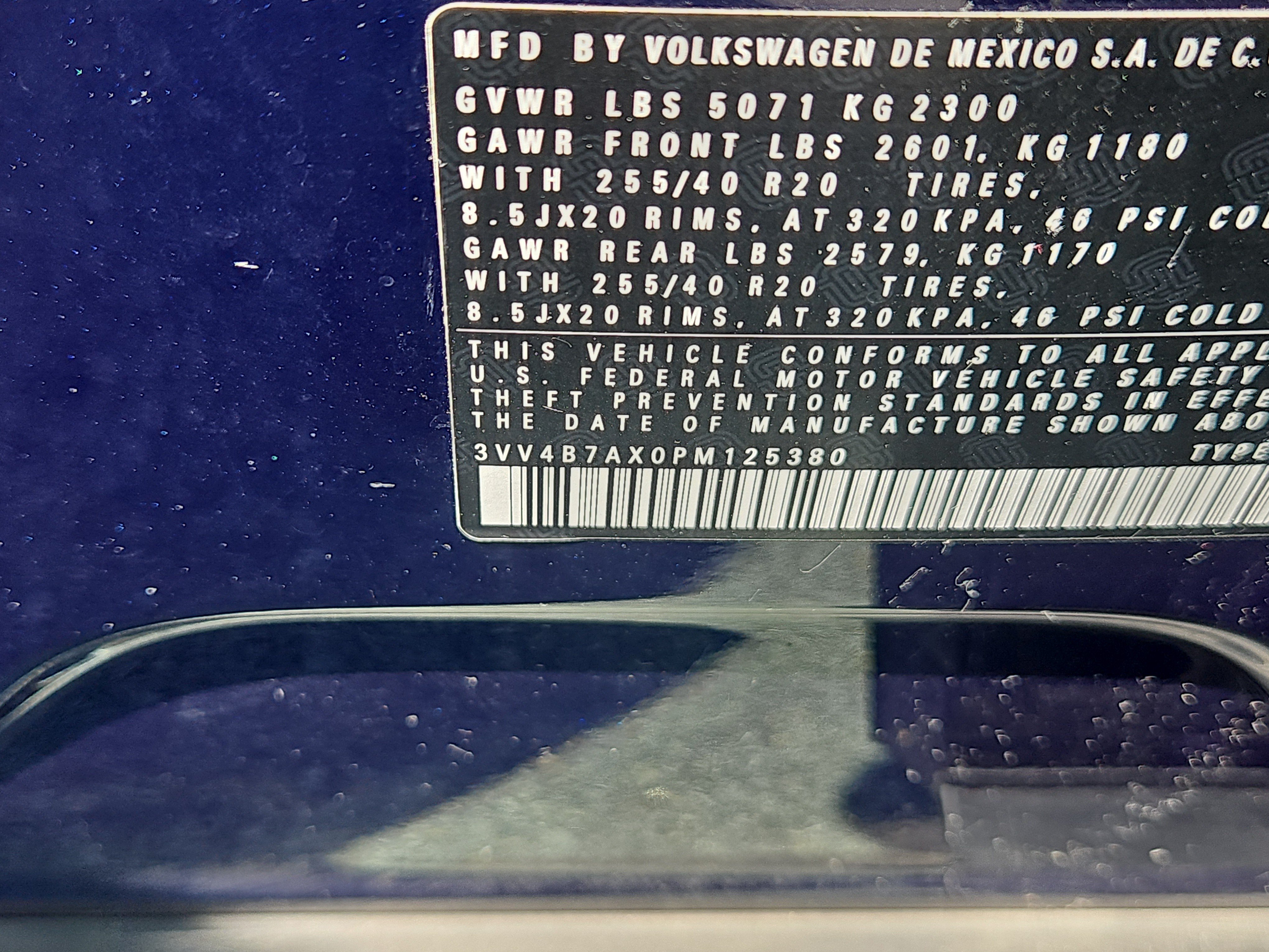 Certified 2023 Volkswagen Tiguan SEL R-Line AWD/4WD image 9
