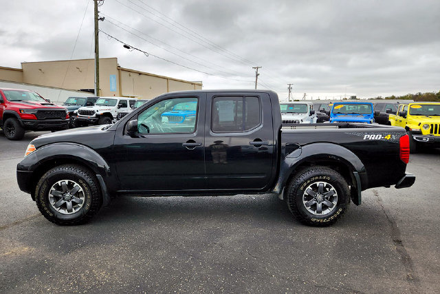 Used 2018 Nissan Frontier PRO-4X AWD/4WD image 4