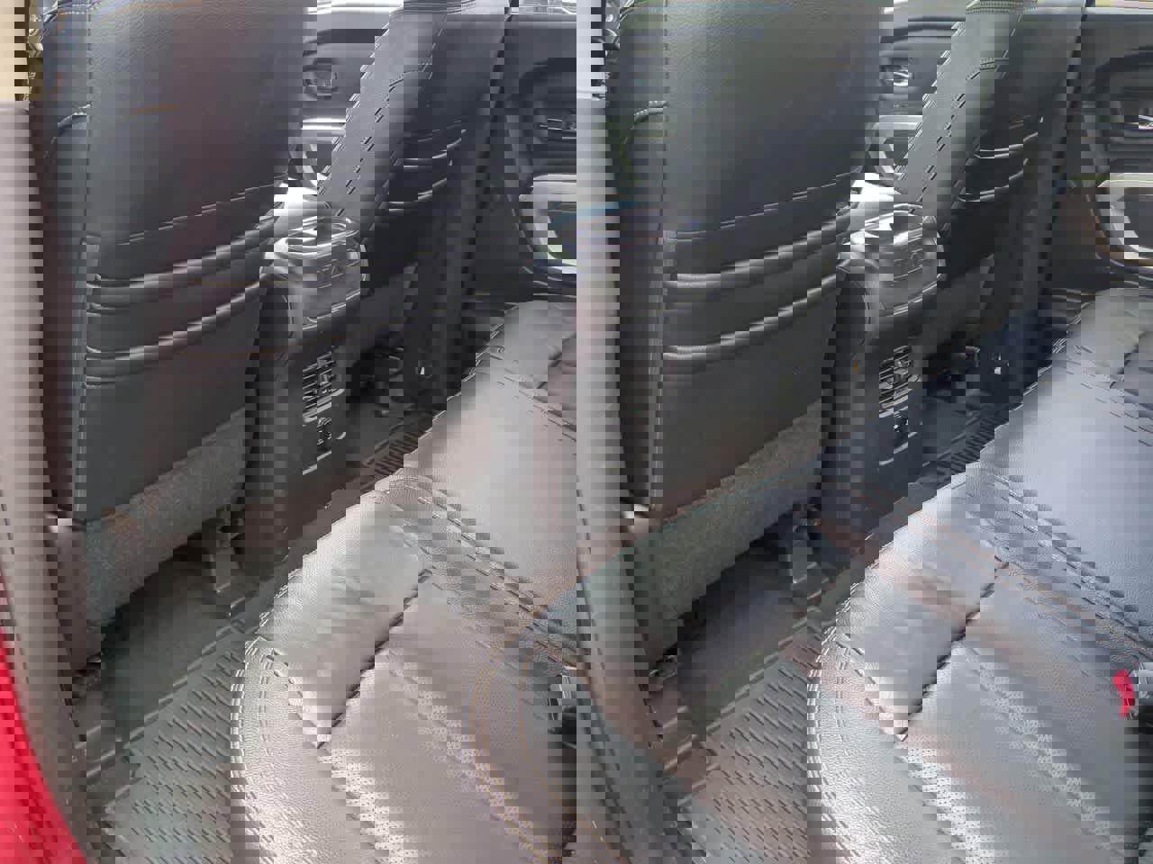 Used 2018 Nissan Titan SL image 19