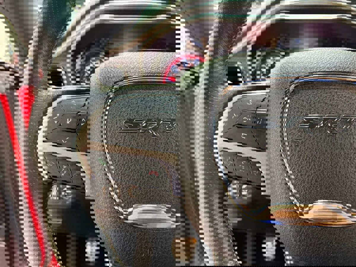 Used 2015 Dodge Challenger SRT Hellcat image 17