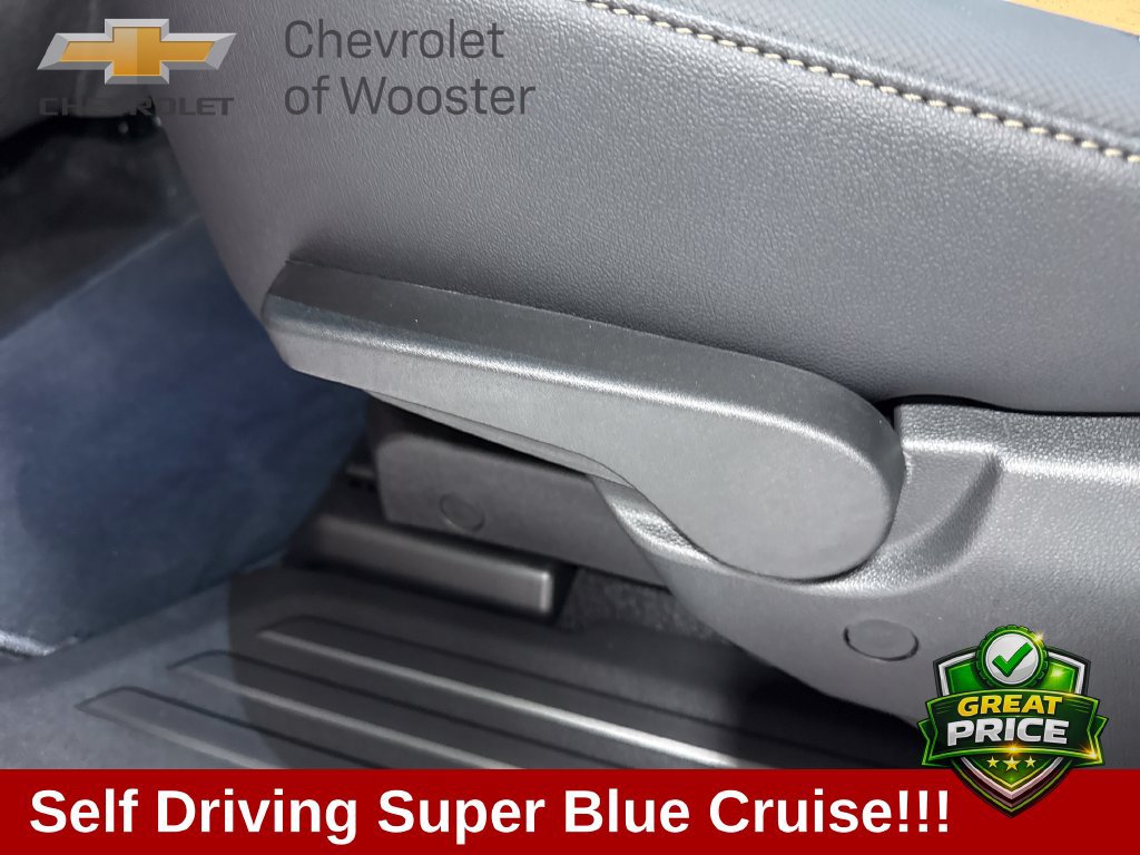 New 2027 Chevrolet Traverse Z71 w/ Enhanced Driving Package AWD/4WD image 44