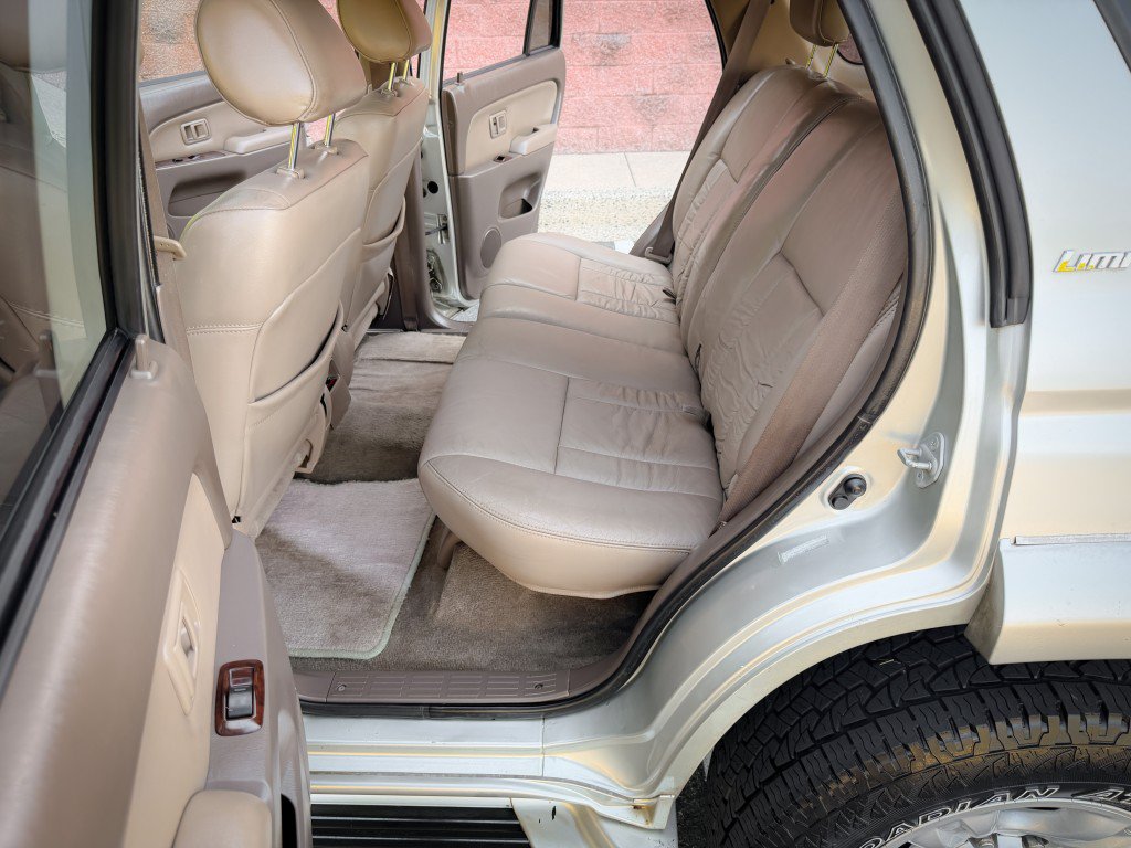Used 2002 Toyota 4Runner Limited AWD/4WD image 32