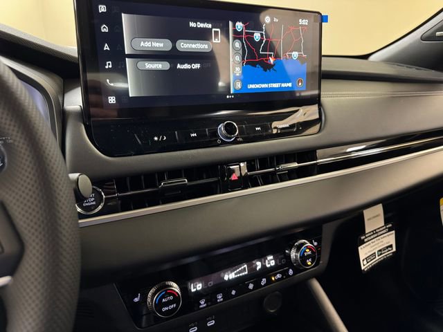 New 2026 Mitsubishi Outlander LE FWD image 13