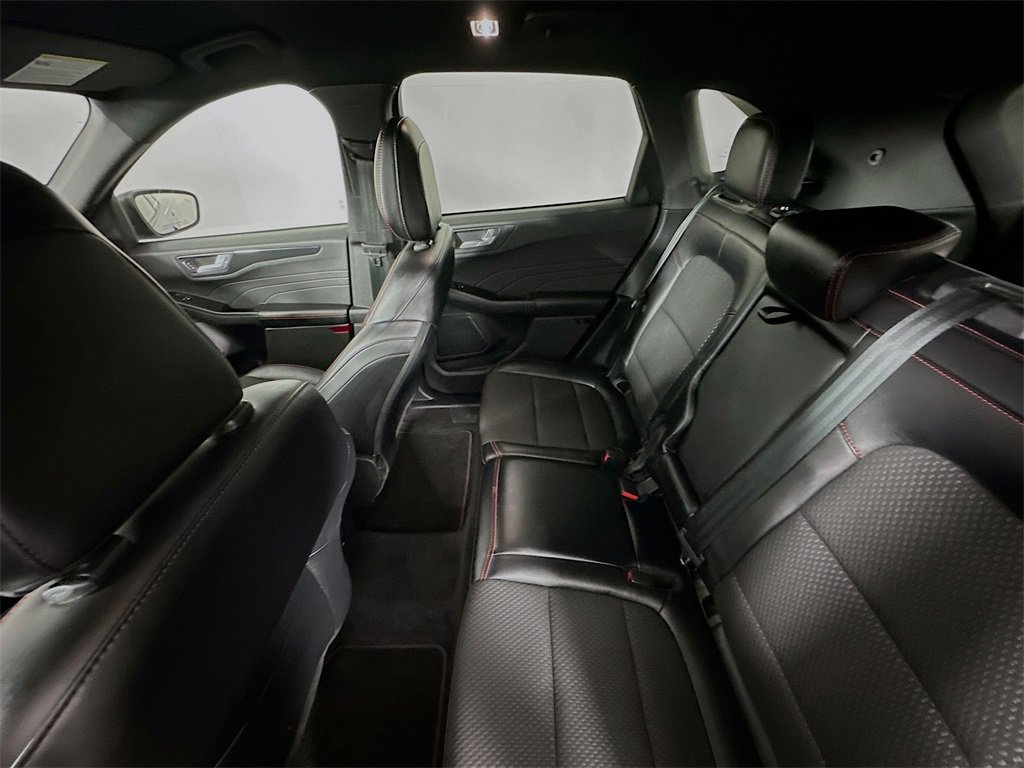 Used 2023 Ford Escape ST-Line image 4