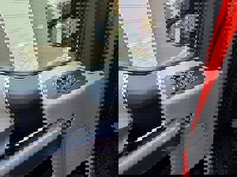 Used 2020 Ford F350 XLT w/ FX4 Off-Road Package image 11