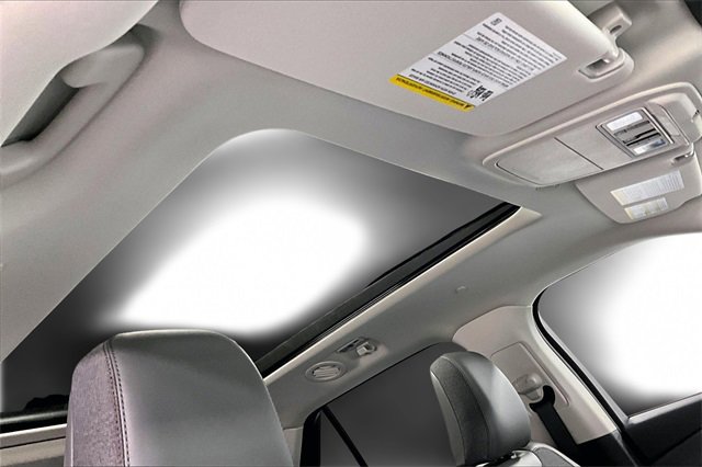 New 2026 Ford Explorer Active w/ Active Comfort Package image 3