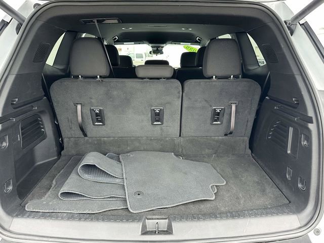 Used 2025 GMC Acadia Elevation image 21