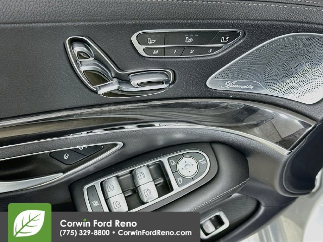 Used 2020 Mercedes-Benz S 560 4MATIC Sedan image 20