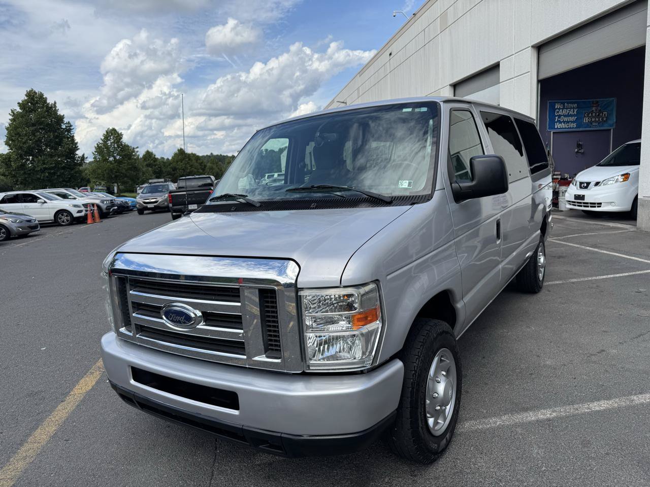 Used 2013 Ford E-350 and Econoline 350 XLT RWD image 32