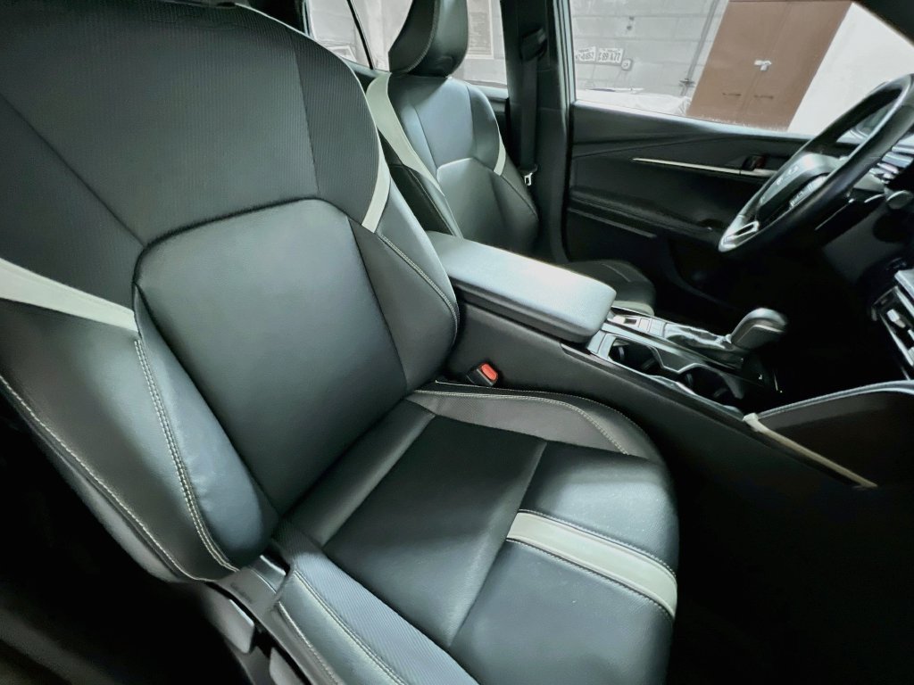 Used 2025 Toyota Camry SE FWD image 28