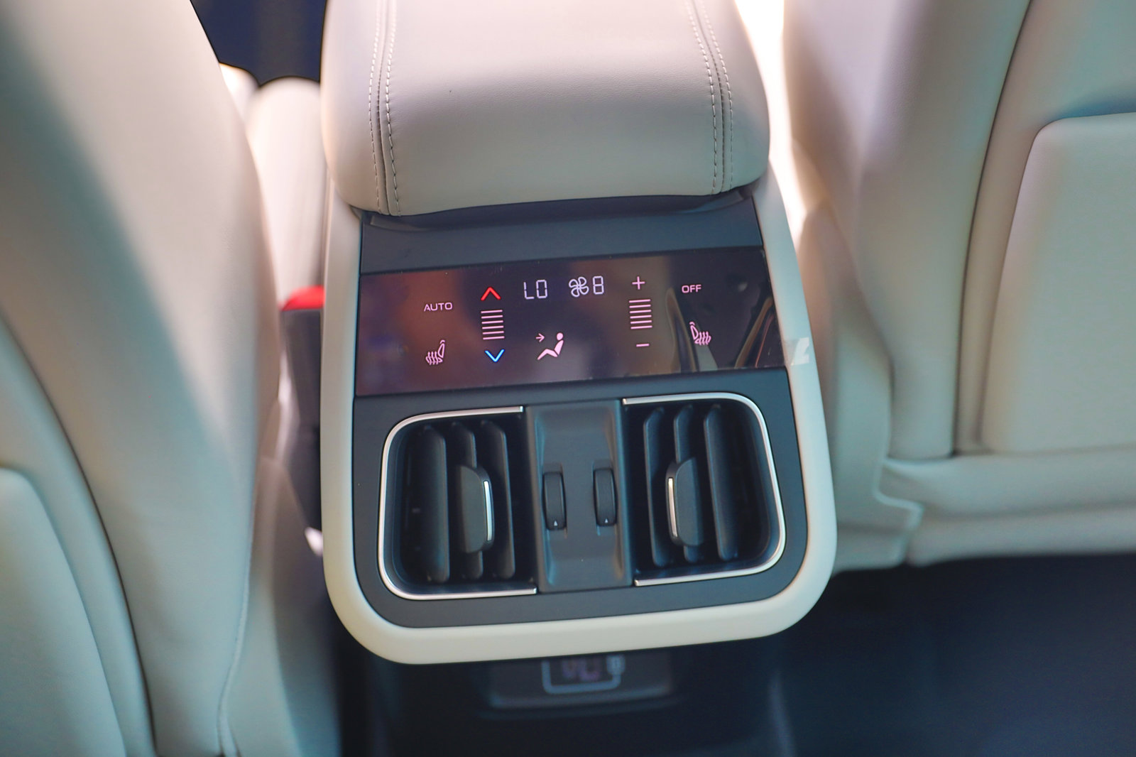 New 2024 Maserati Grecale GT image 39