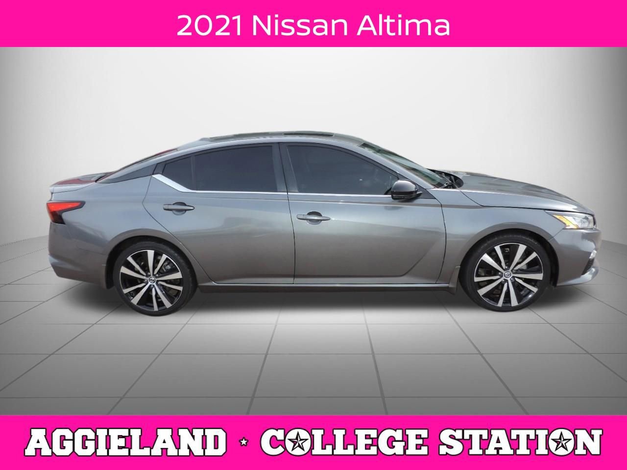 Used 2021 Nissan Altima 2.0 SR image 2