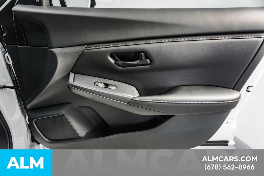 Used 2025 Nissan Sentra S image 44