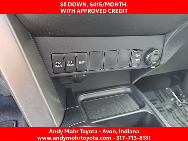 Used 2016 Toyota RAV4 XLE AWD/4WD image 24