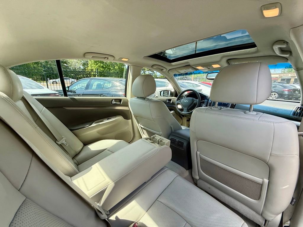 Used 2012 INFINITI G37 x Sedan w/ Premium Pkg AWD/4WD image 30