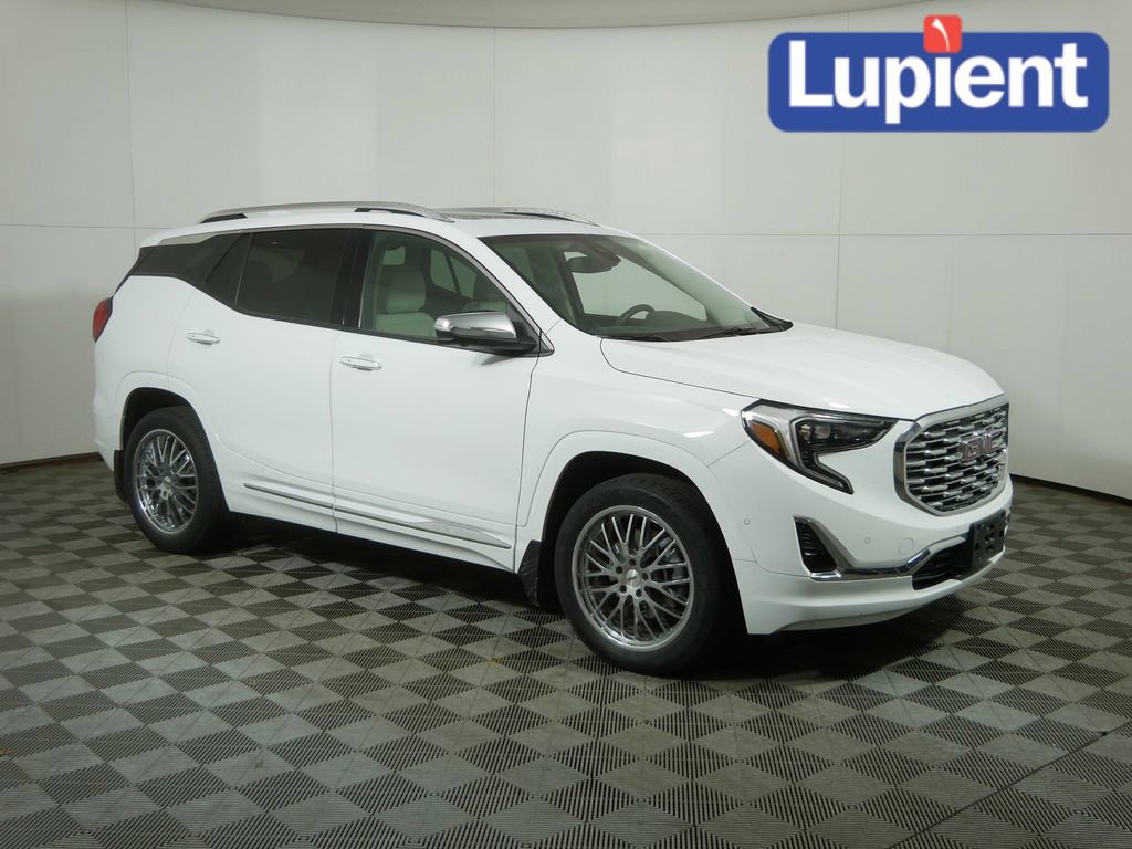 Used 2020 GMC Terrain Denali w/ Denali Premium Package image 1