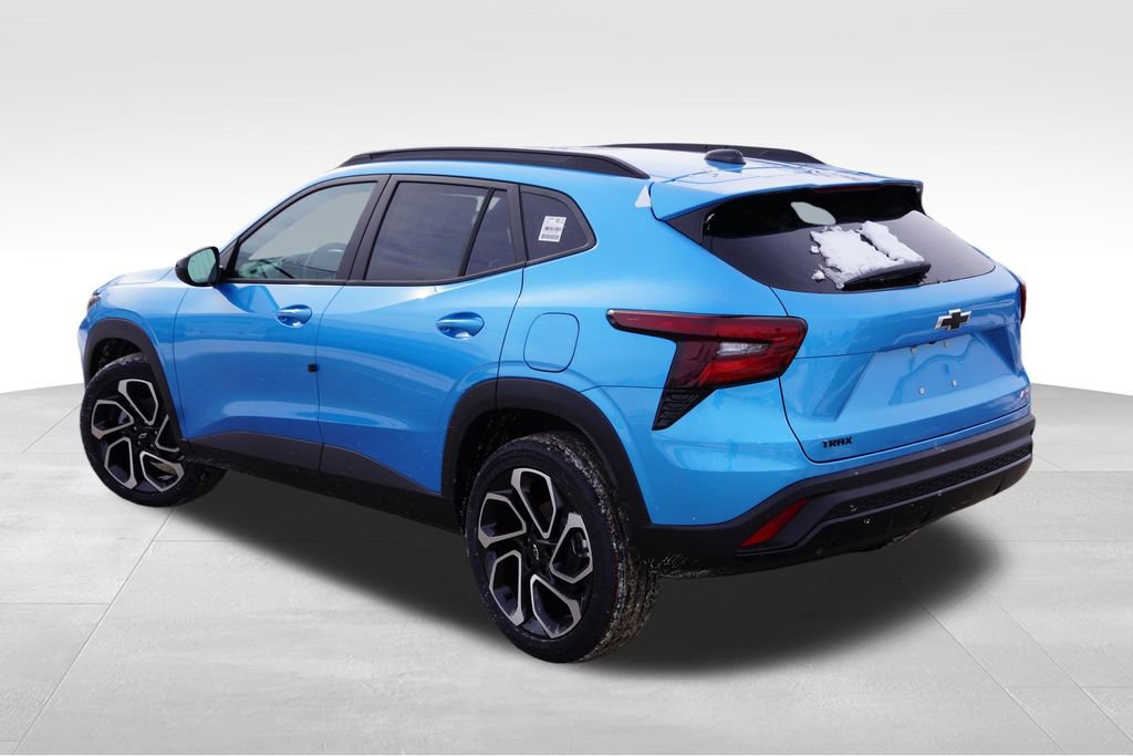 New 2026 Chevrolet Trax RS w/ Sunroof Package image 5