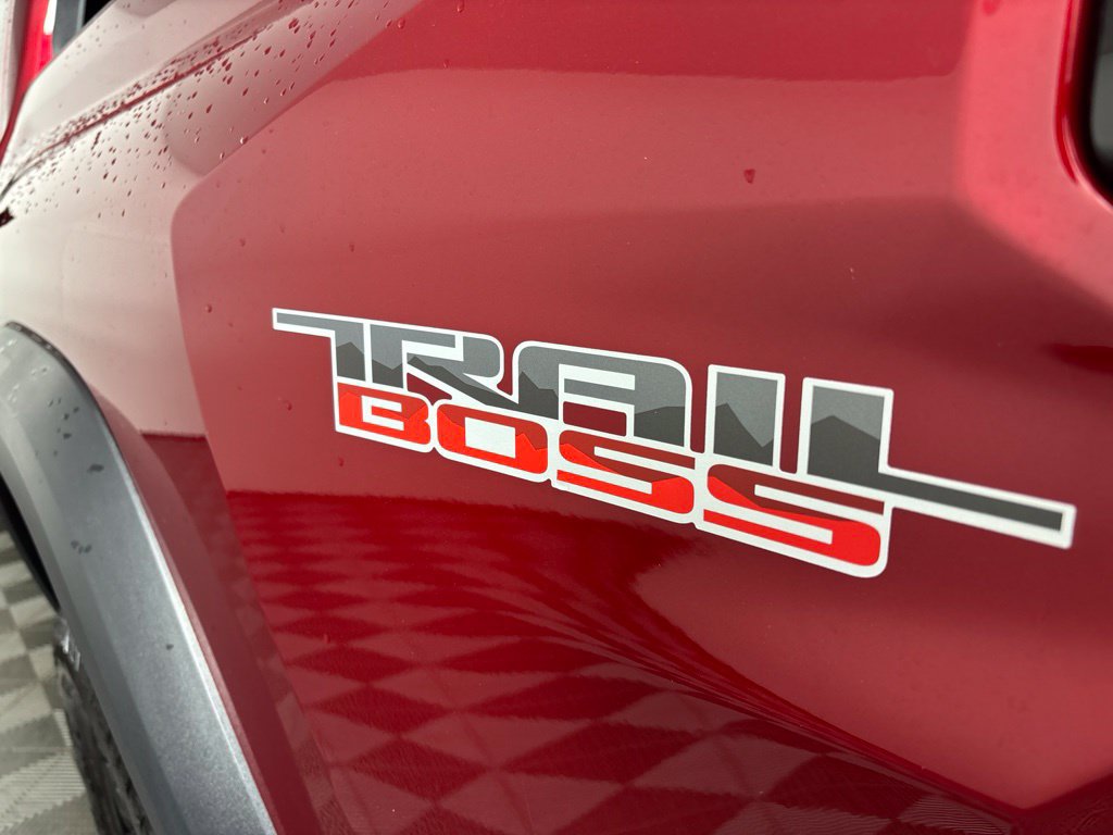 Certified 2023 Chevrolet Colorado Trail Boss w/ LPO, Skid Plate Package AWD/4WD image 4