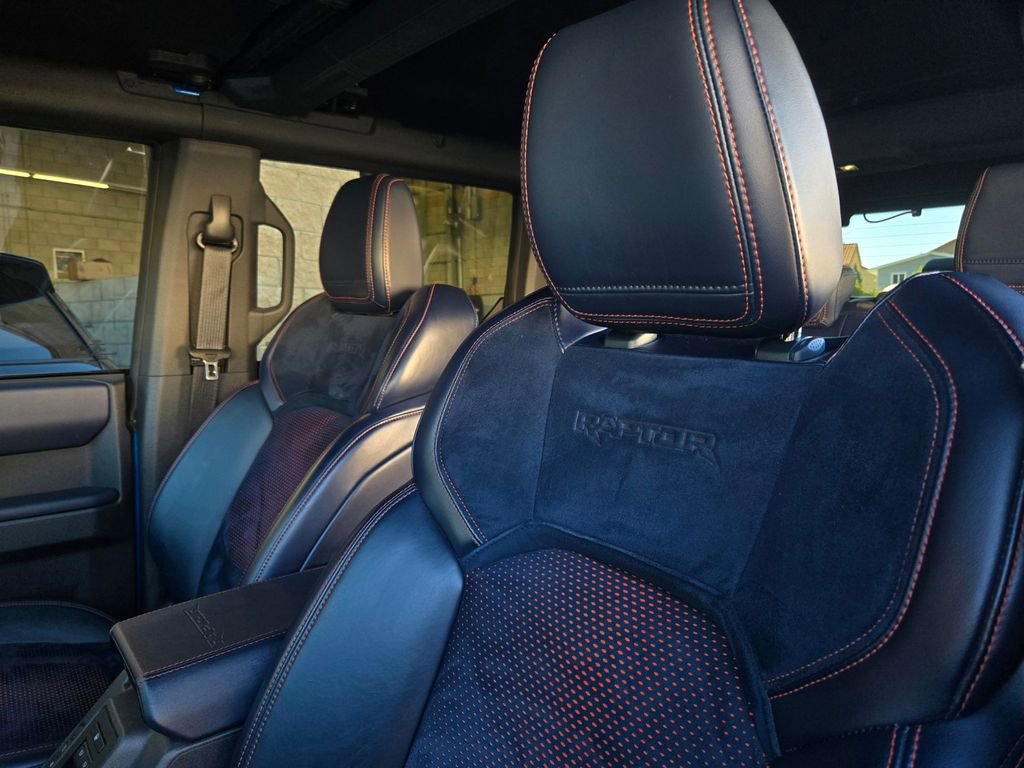 Used 2022 Ford Bronco Raptor w/ Interior Carbon Fiber Pack 6 image 21