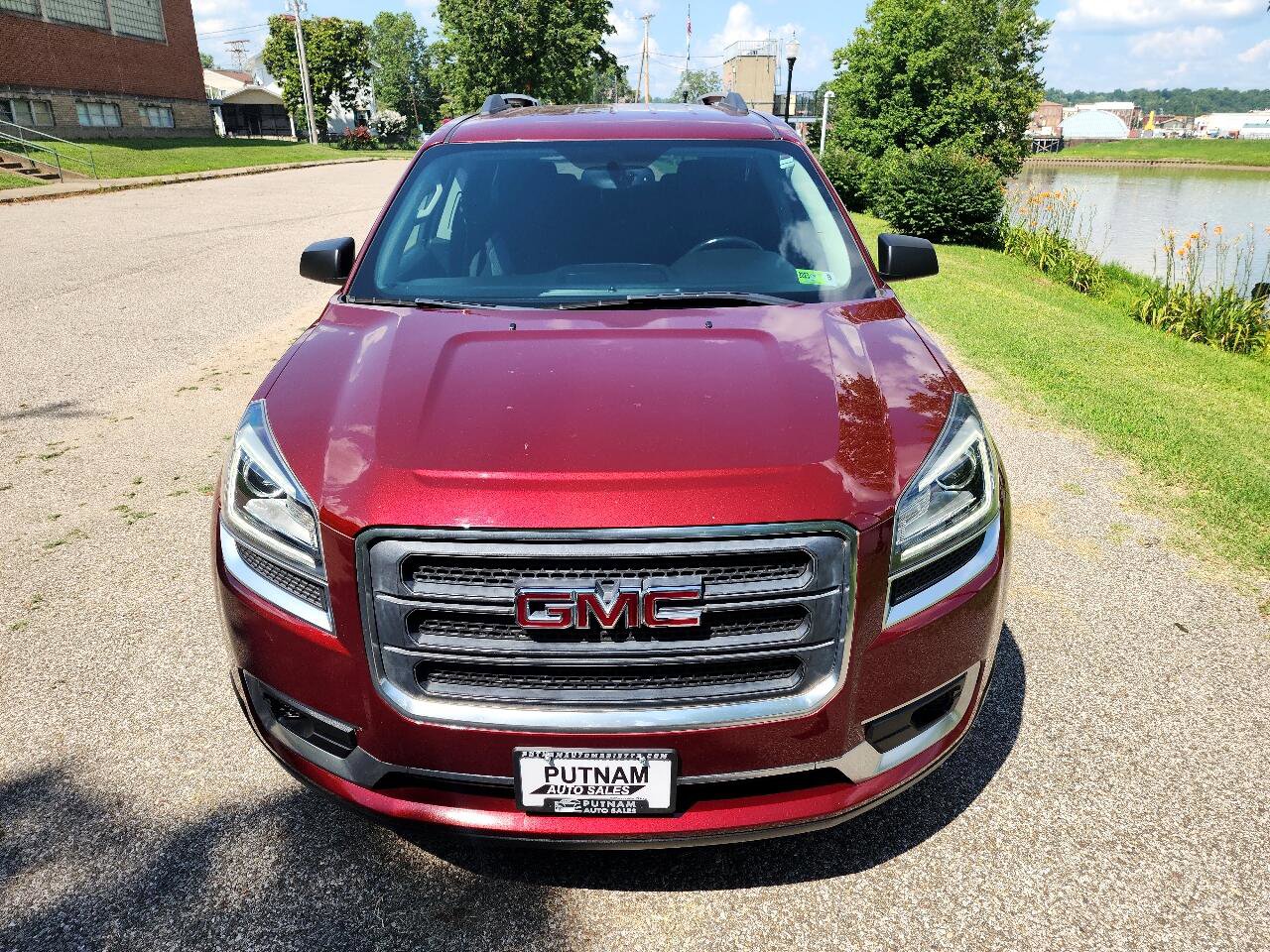 Used 2016 GMC Acadia SLE image 8