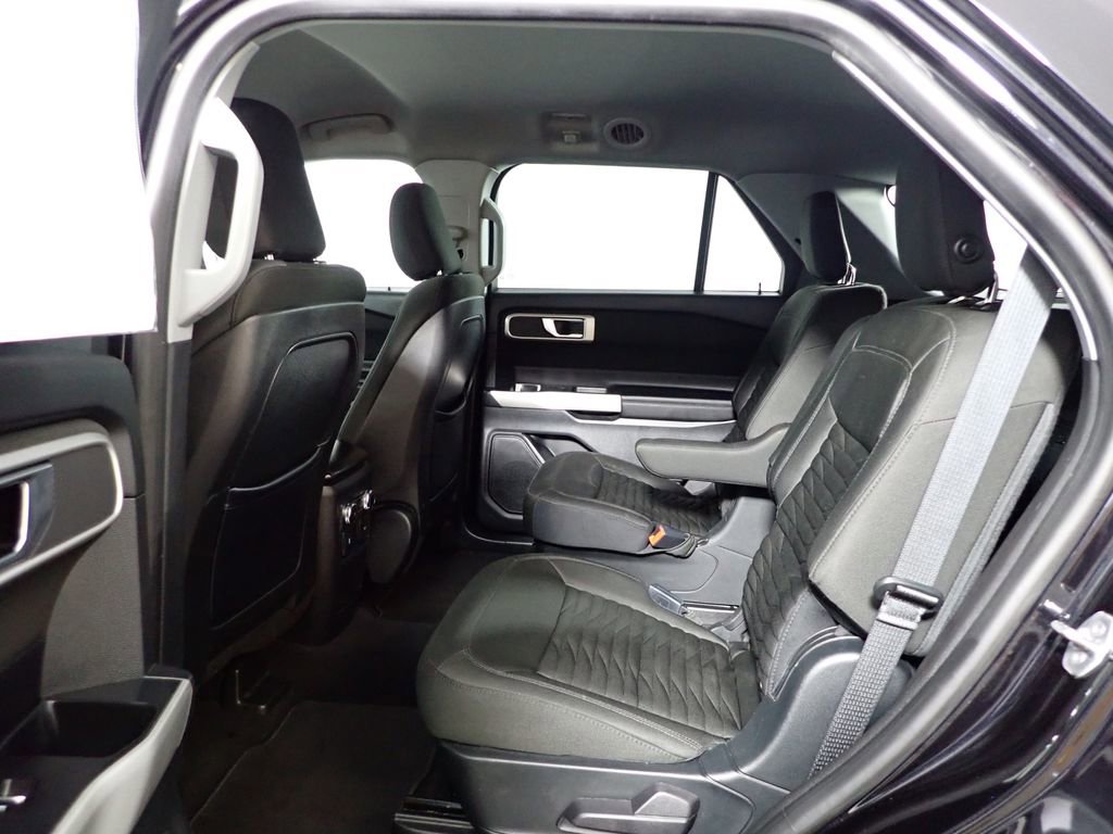 Used 2020 Ford Explorer XLT w/ Comfort Package image 23