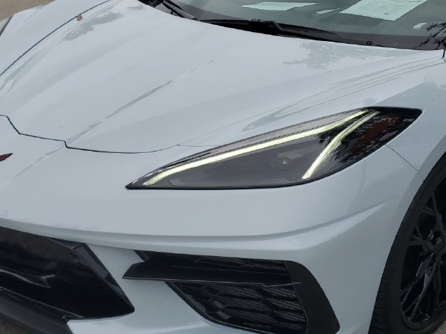 Used 2023 Chevrolet Corvette Stingray Premium Conv w/ Z51 Performance Package RWD image 10