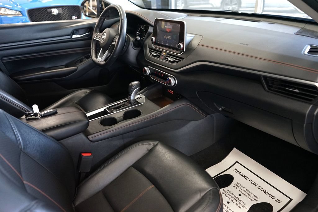 Used 2021 Nissan Altima 2.5 SR FWD image 41