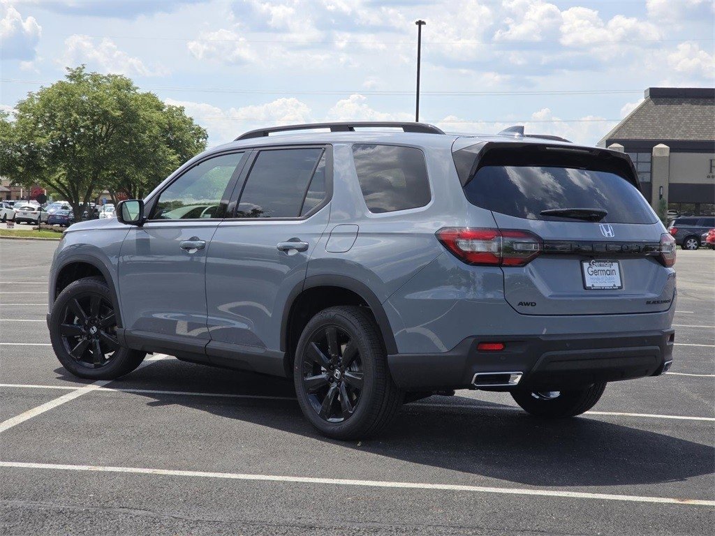 New 2025 Honda Pilot Black Edition image 19