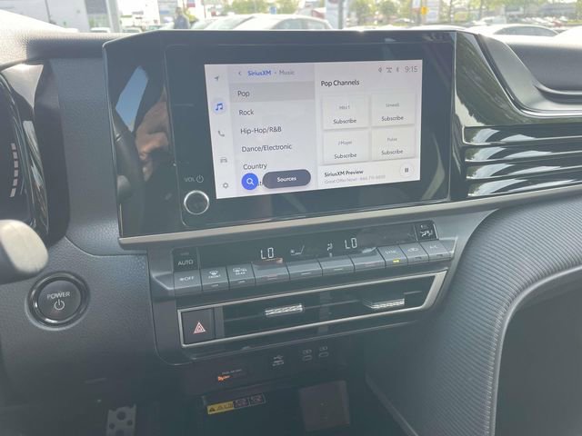 Used 2025 Toyota Camry SE image 22