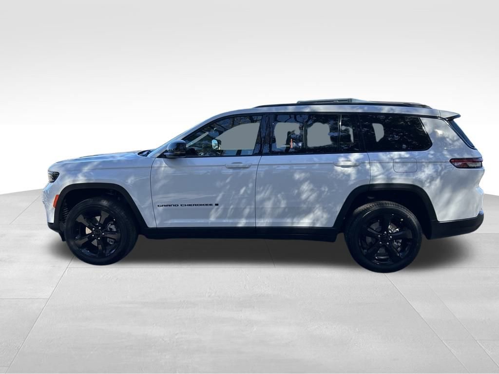 New 2025 Jeep Grand Cherokee L Limited w/ Luxury Tech Group II image 3