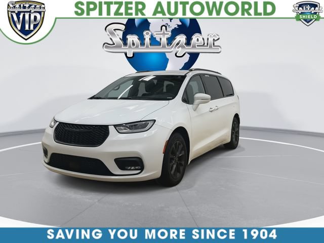 Used 2021 Chrysler Pacifica Touring w/ S Appearance Package FWD image 4