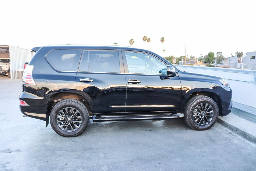 Used 2022 Lexus GX 460 Premium w/ Premium Package AWD/4WD image 13