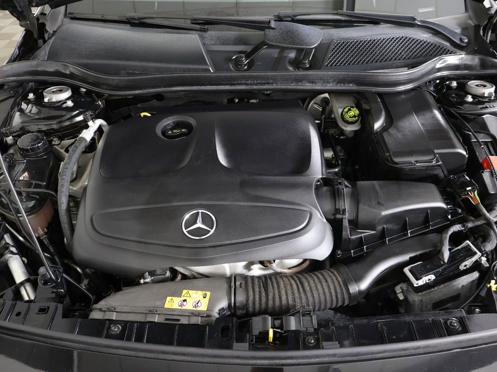 Used 2020 Mercedes-Benz GLA 250 4MATIC image 22