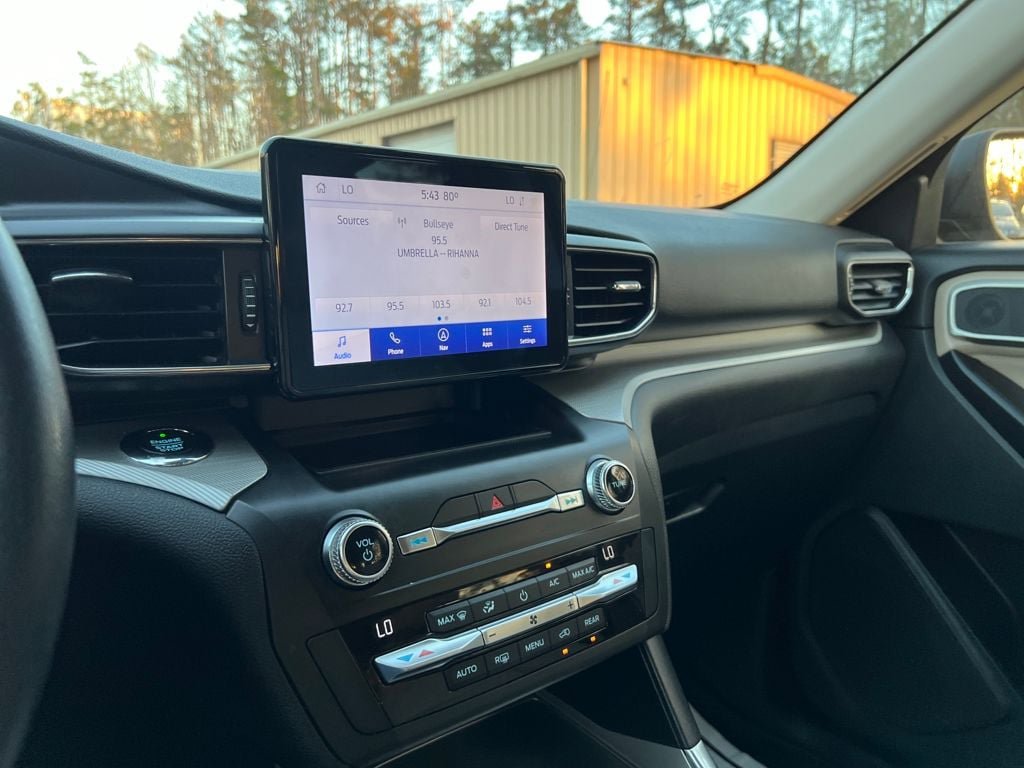 Used 2020 Ford Explorer XLT w/ Equipment Group 202A image 15