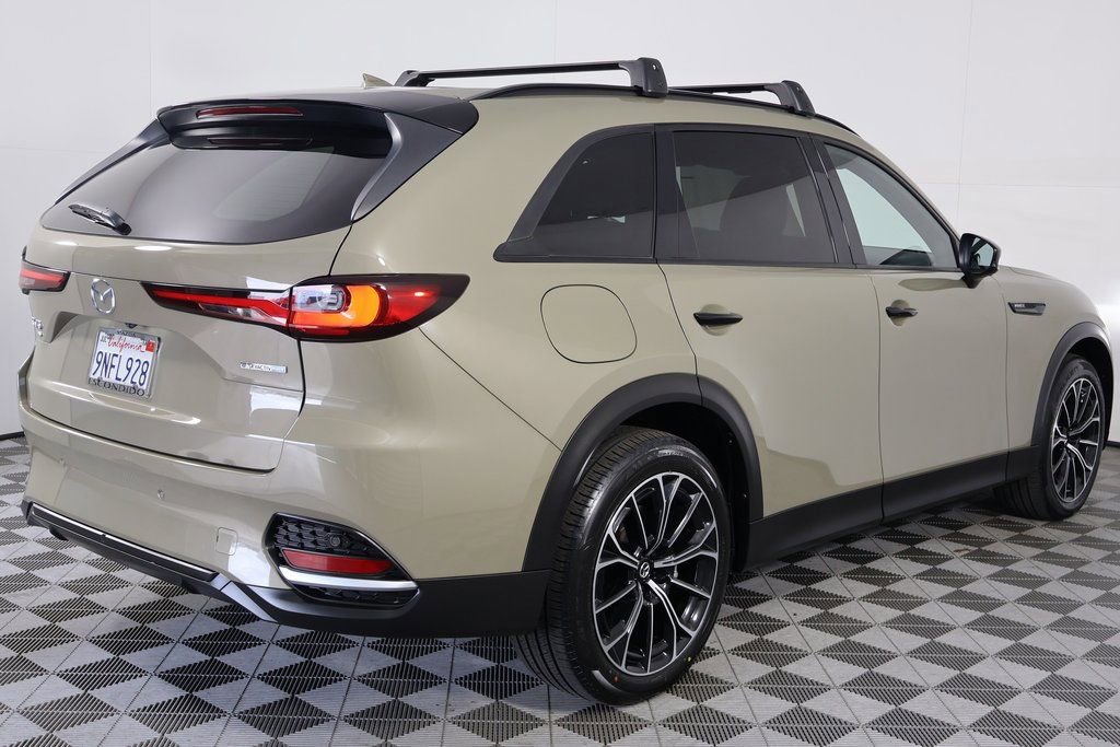 Used 2025 MAZDA CX-70 Plug-In Hybrid w/ Premium Plus image 5