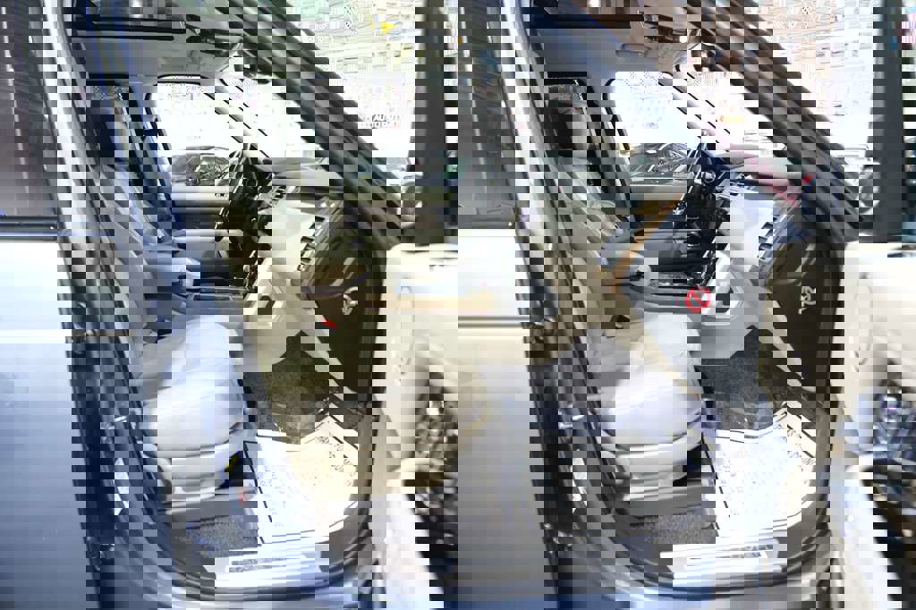 Used 2018 Land Rover Range Rover Long Wheelbase Supercharged image 39