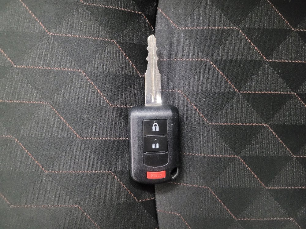 Used 2021 Mitsubishi Mirage LE image 32