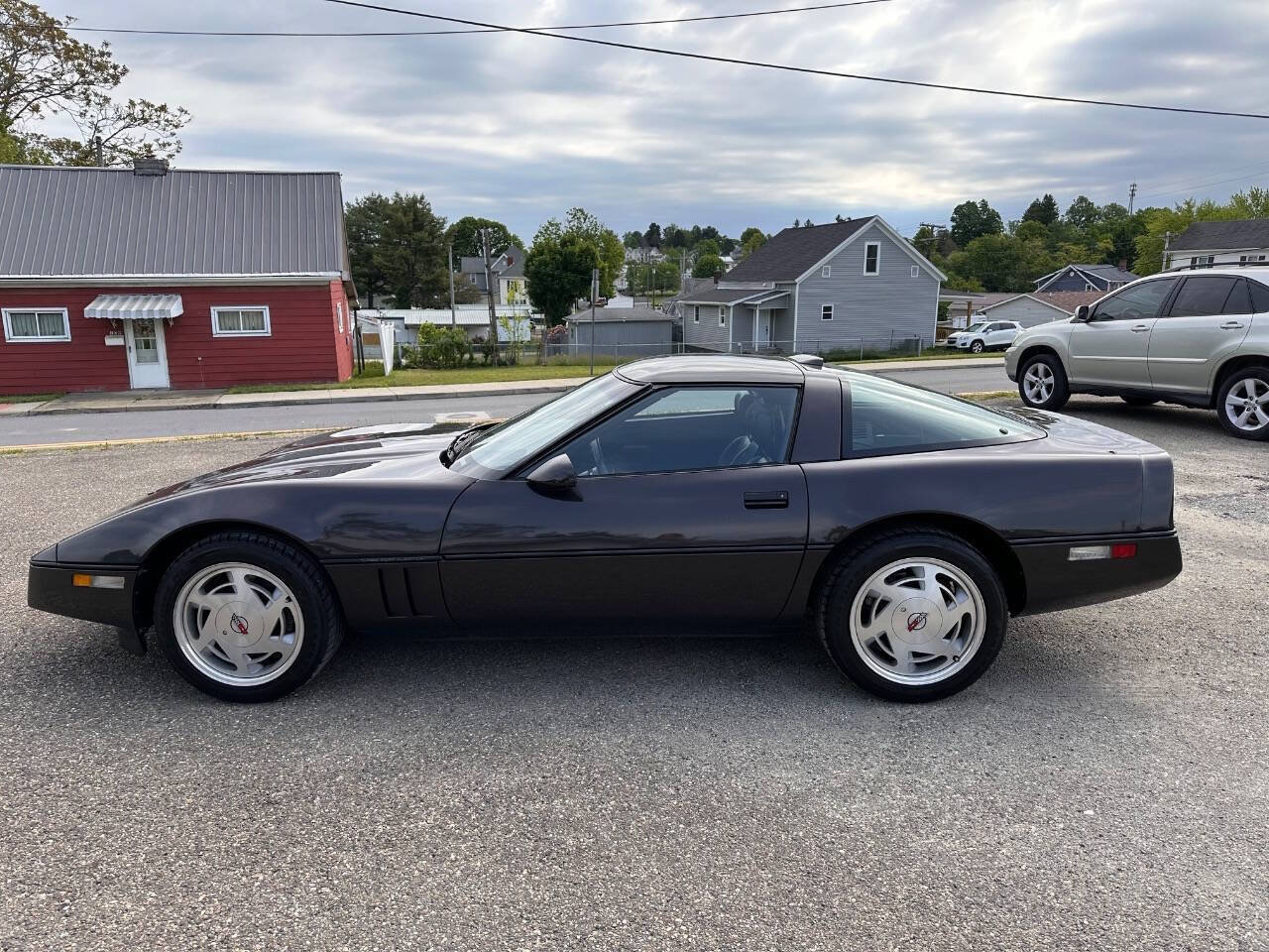 Used 1989 Chevrolet Corvette Coupe RWD image 8
