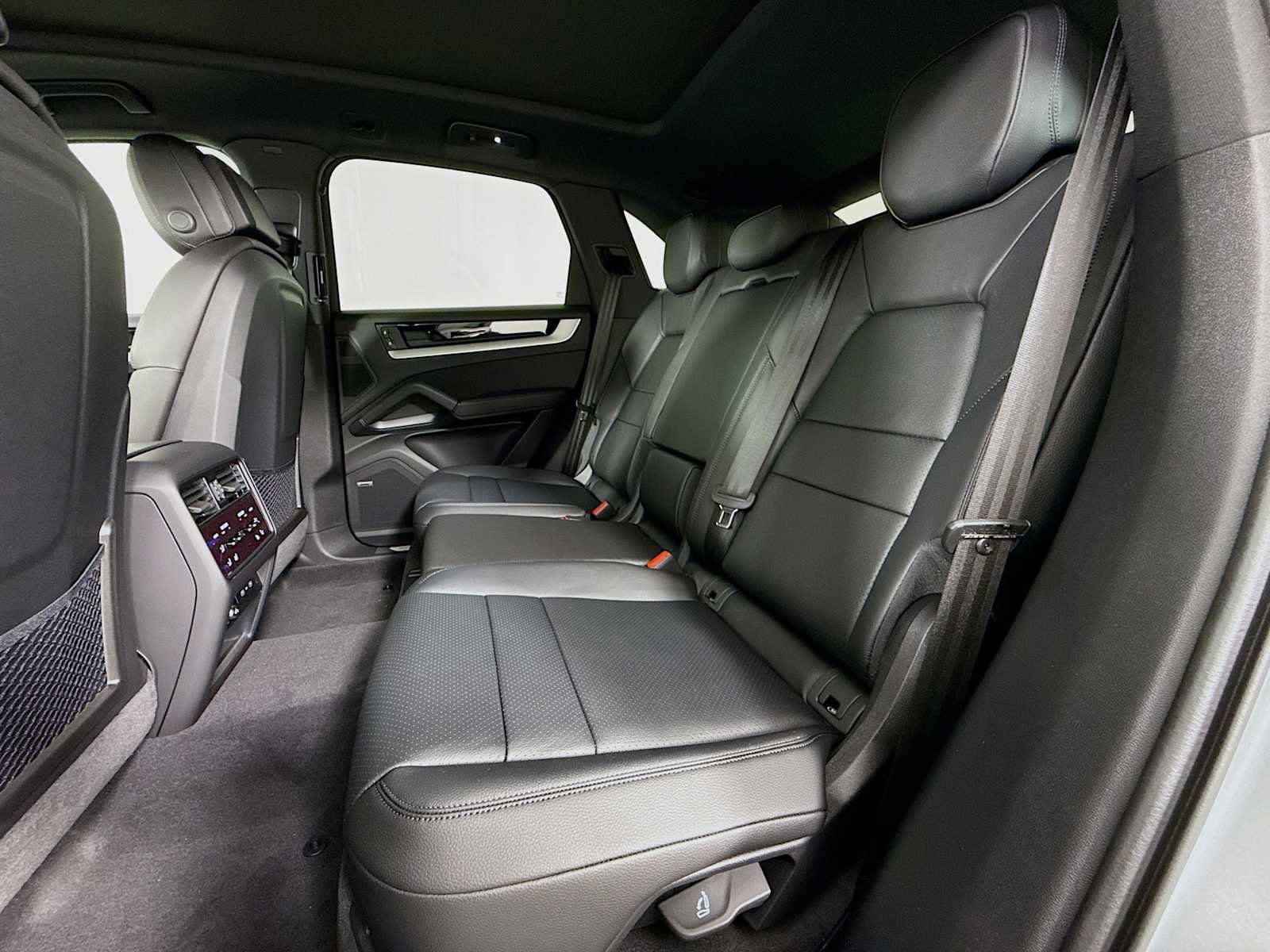 New 2026 Porsche Cayenne E-Hybrid image 24