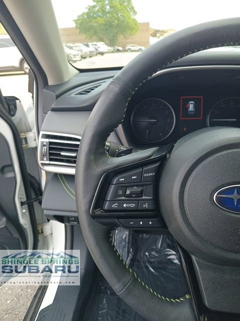 Certified 2025 Subaru Outback Onyx Edition AWD/4WD image 39