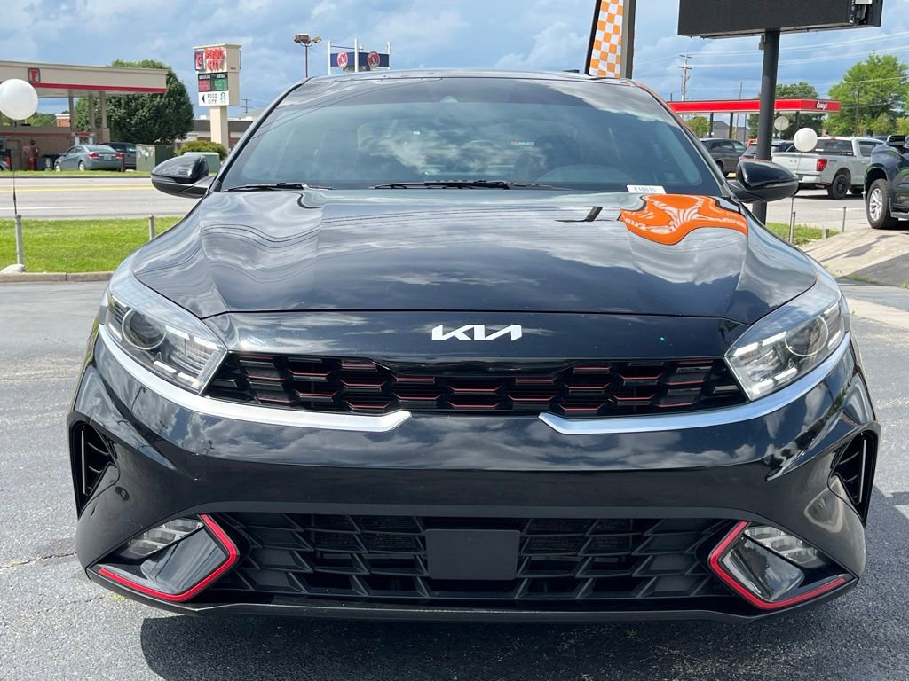 Used 2022 Kia Forte GT-Line w/ GT-Line Premium Package FWD image 3